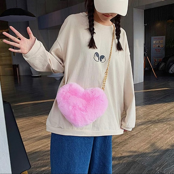 Fluffy heart crossbody purse 💗 - Picture 2 of 4